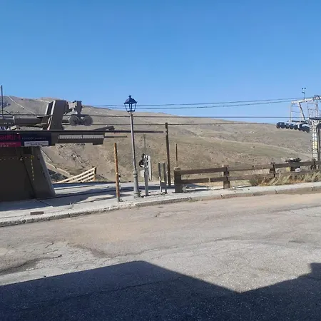 Fuente Del Tesoro גרנדה